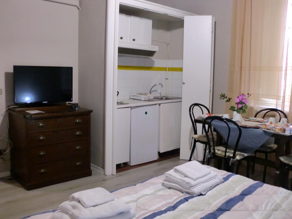 Tuscan Sun Holiday Apartments Lucca Bilik gambar