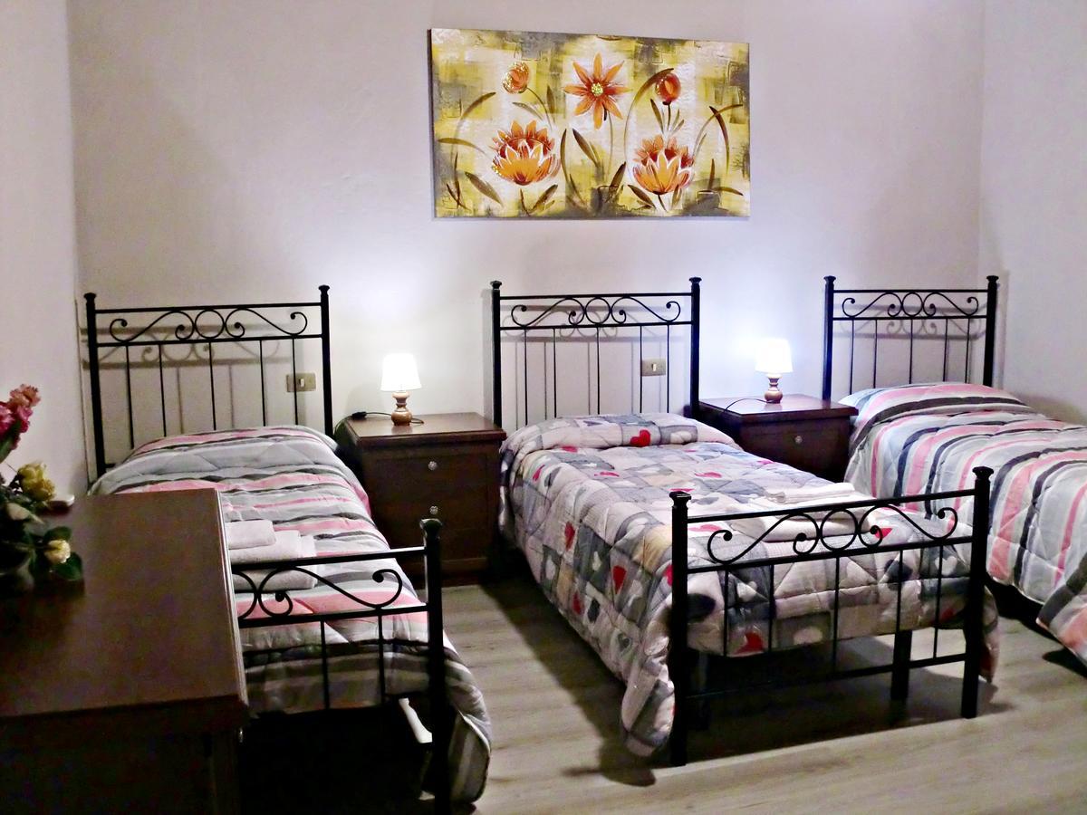 Tuscan Sun Holiday Apartments Lucca Bilik gambar
